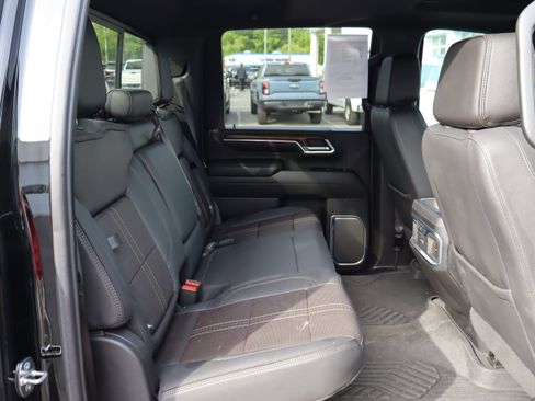 Used 2024 Chevrolet Silverado 2500 High Country w/ Midnight Edition image 37