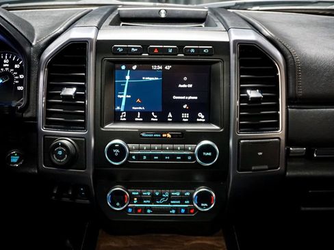 Used 2019 Ford Expedition Platinum image 20