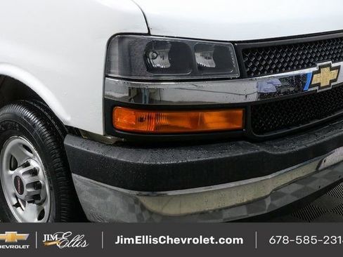 Used 2018 Chevrolet Express 2500 Work Van w/ Driver Convenience Package image 28