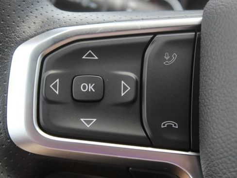 New 2026 RAM 1500 Express AWD/4WD image 19
