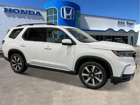 New 2025 Honda Pilot Elite image 8