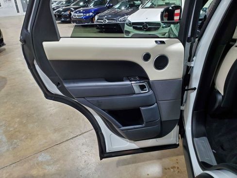 Used 2018 Land Rover Range Rover Sport HSE Dynamic AWD/4WD image 26