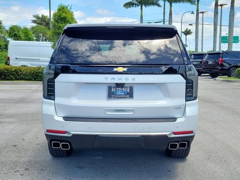 Used 2025 Chevrolet Tahoe High Country AWD/4WD image 9