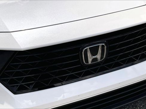 Used 2023 Honda Accord LX image 29