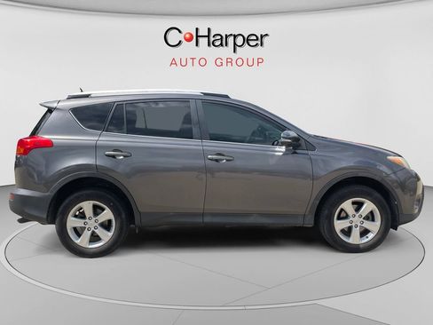 Used 2014 Toyota RAV4 XLE FWD image 2