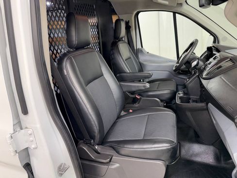 Used 2019 Ford Transit 250 130 Low Roof w/ Exterior Upgrade Package RWD image 21