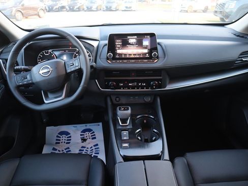 New 2026 Nissan Rogue SV w/ SV Premium Package image 19