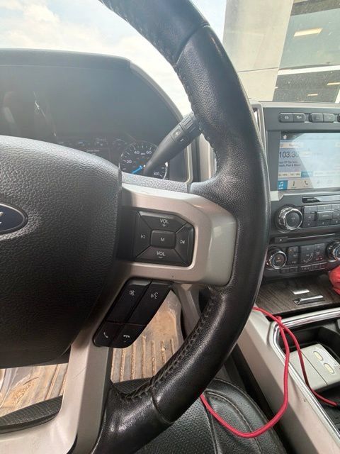 Used 2017 Ford F350 Lariat w/ Lariat Ultimate Package AWD/4WD image 22