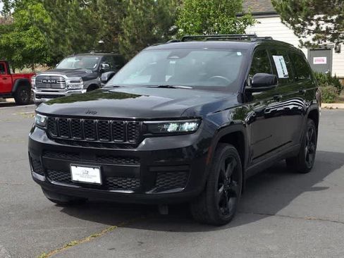 Used 2021 Jeep Grand Cherokee L Laredo AWD/4WD image 4