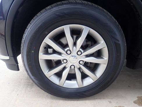 Used 2018 Dodge Durango SXT w/ 3rd Row Seating Group image 36