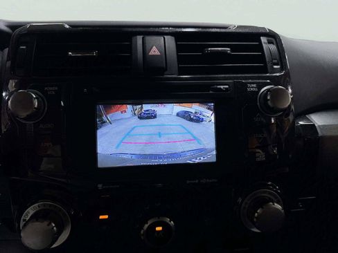 Used 2019 Toyota 4Runner TRD Off-Road Premium AWD/4WD image 56