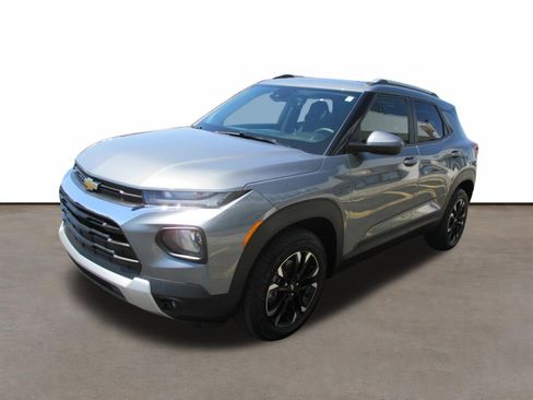 Used 2022 Chevrolet TrailBlazer LT w/ Sun and Liftgate Package AWD/4WD image 7