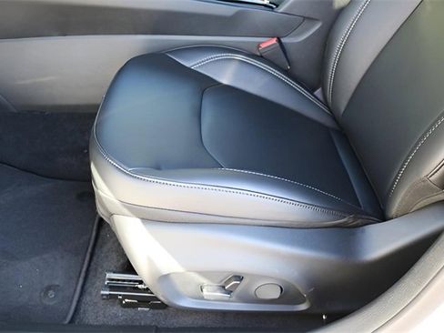 New 2026 Jeep Compass Limited image 11