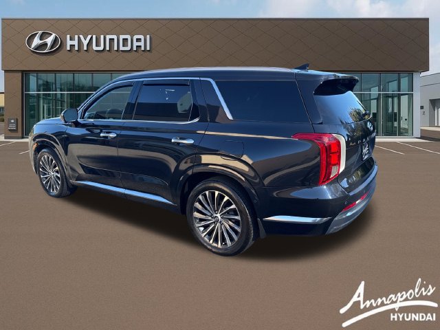 Used 2023 Hyundai Palisade Calligraphy AWD/4WD image 3