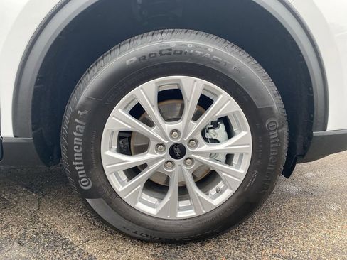 Used 2025 Ford Escape Active AWD/4WD image 9