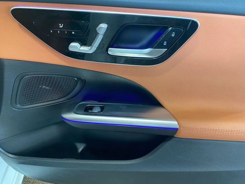 Used 2023 Mercedes-Benz C 300 4MATIC Sedan image 25