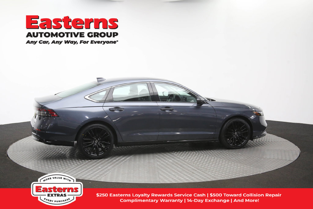 Used 2023 Honda Accord Touring image 47