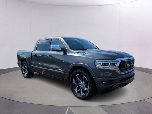 Used 2023 RAM 1500 Limited w/ Body Color Bumper Group AWD/4WD image 7