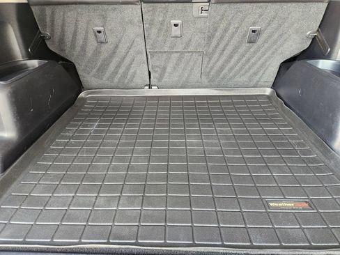 Used 2014 Toyota 4Runner SR5 Premium RWD image 32
