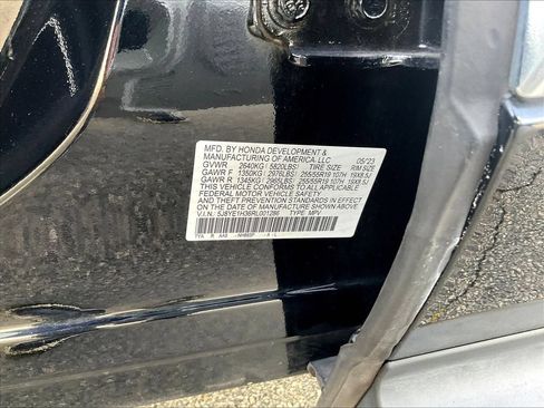 Used 2024 Acura MDX SH-AWD image 21
