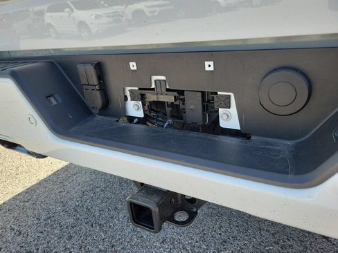 Used 2025 GMC Sierra 1500 AT4 AWD/4WD image 10