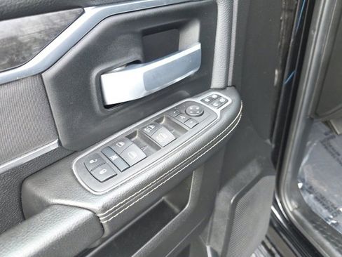 Used 2024 RAM 2500 Big Horn w/ Night Edition image 13