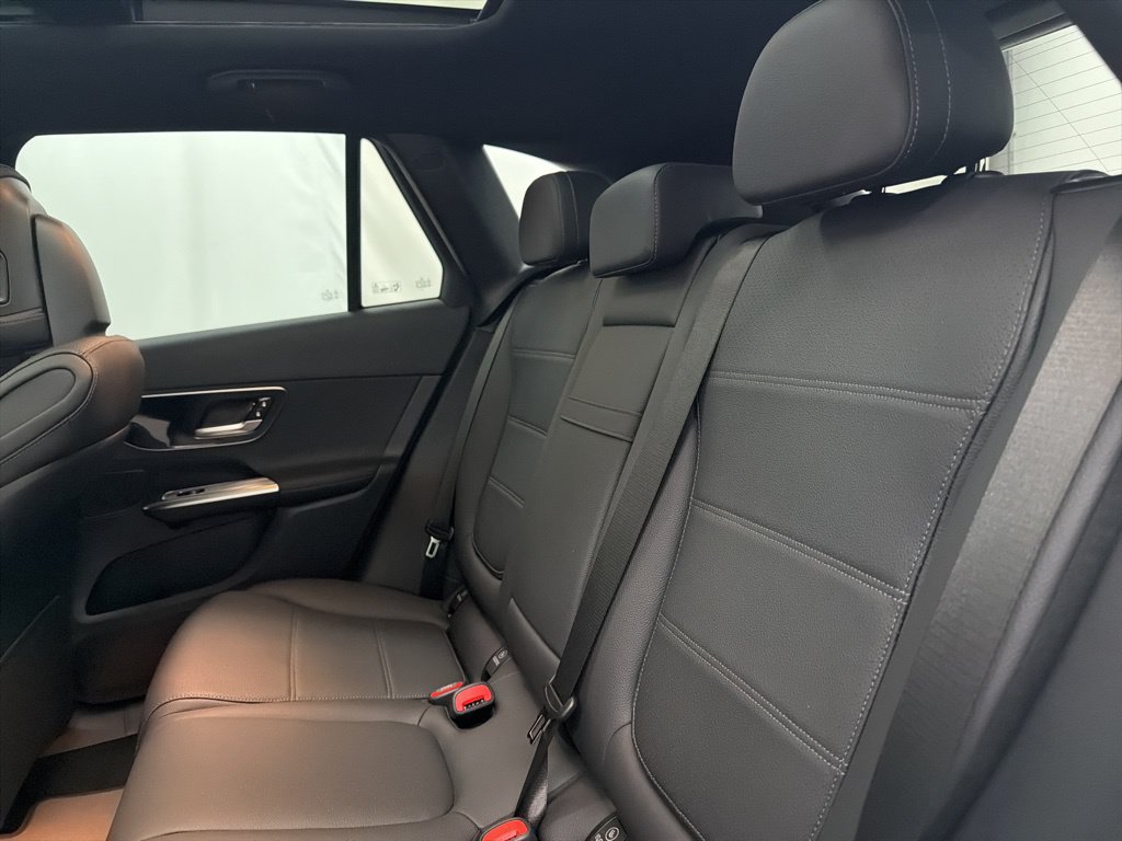 Certified 2026 Mercedes-Benz GLC 300 4MATIC image 19
