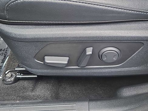 Used 2025 Kia Sportage SX AWD/4WD image 16