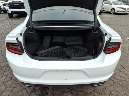 Used 2016 Dodge Charger SXT w/ Rallye Group image 11