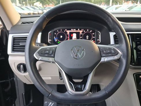Used 2023 Volkswagen Atlas SEL Premium AWD/4WD image 18