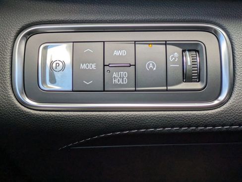 New 2026 Buick Enclave Sport Touring w/ Power Package AWD/4WD image 23