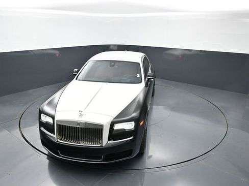 Used 2019 Rolls-Royce Ghost RWD image 18