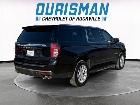 Used 2024 Chevrolet Suburban Premier image 6