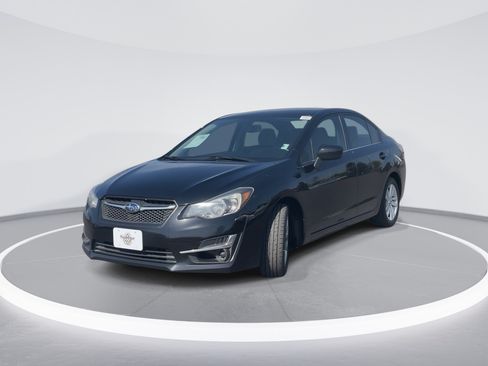 Used 2016 Subaru Impreza 2.0i Premium AWD/4WD image 3