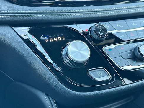 New 2026 Chrysler Pacifica Limited w/ S Appearance Package image 12