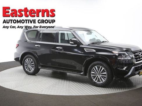Used 2024 Nissan Armada SL w/ Captain's Chairs Package image 52