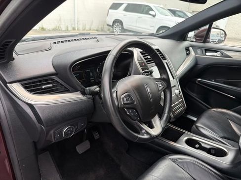 Used 2017 Lincoln MKC Select AWD/4WD image 16