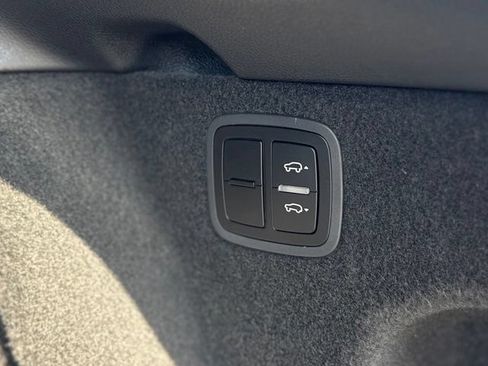 Used 2021 Porsche Macan GTS AWD/4WD image 37