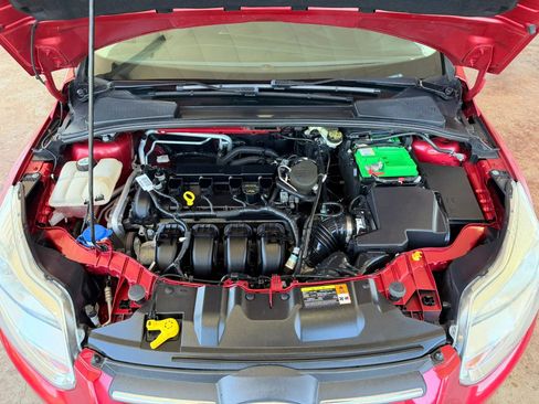 Used 2012 Ford Focus SE FWD image 24
