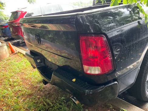 Used 2017 RAM 1500 Express w/ Express Value Package RWD image 6