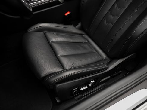 Used 2023 BMW M850i xDrive Convertible AWD/4WD image 66