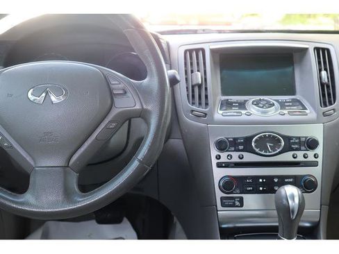 Used 2011 INFINITI G37 x Sedan w/ Premium Pkg AWD/4WD image 10