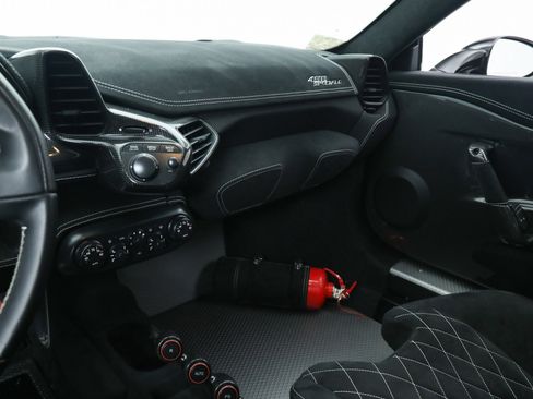 Certified 2015 Ferrari 458 Speciale Coupe RWD image 34
