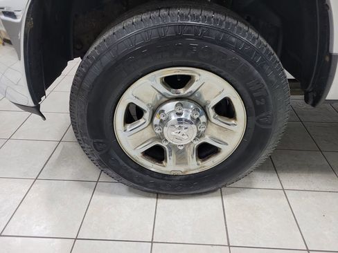 Used 2017 RAM 2500 Tradesman w/ Chrome Appearance Group image 50