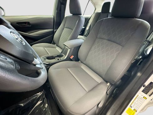 Used 2023 Toyota Corolla LE image 11