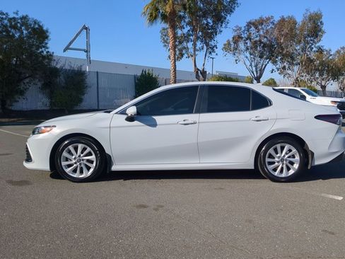Used 2024 Toyota Camry LE image 9