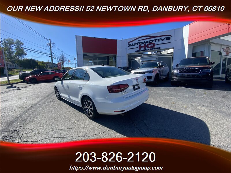 Used 2017 Volkswagen Jetta SE FWD image 2