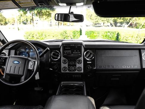 Used 2014 Ford F250 Platinum w/ FX4 Off-Road Package image 14