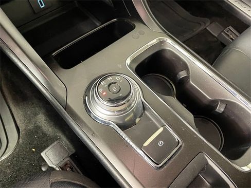 Used 2018 Ford Fusion Titanium image 8