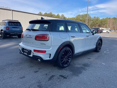 Used 2020 MINI Cooper Clubman S w/ Premium Package image 8